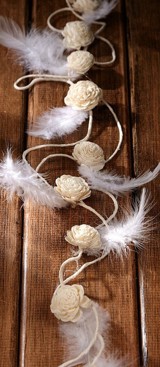 Garland of spring flowers and feathers - 200 cm