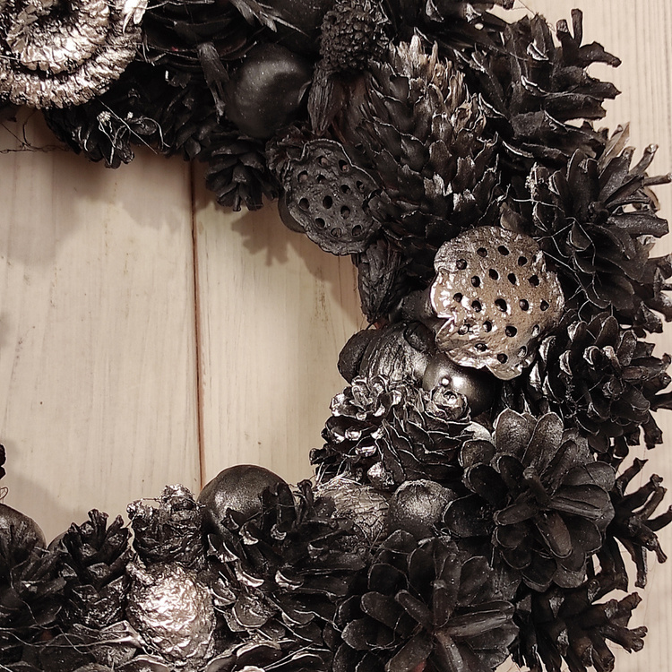 Wreath of naturalcones  ca.30cm