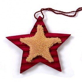 Wooden star with fur decoration - 10 cm