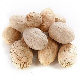 Bleached amra balls ca.12 pcs