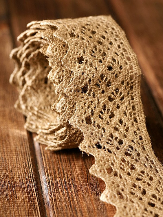 Cotton lace width 5.5 cm long, 200 cm gold
