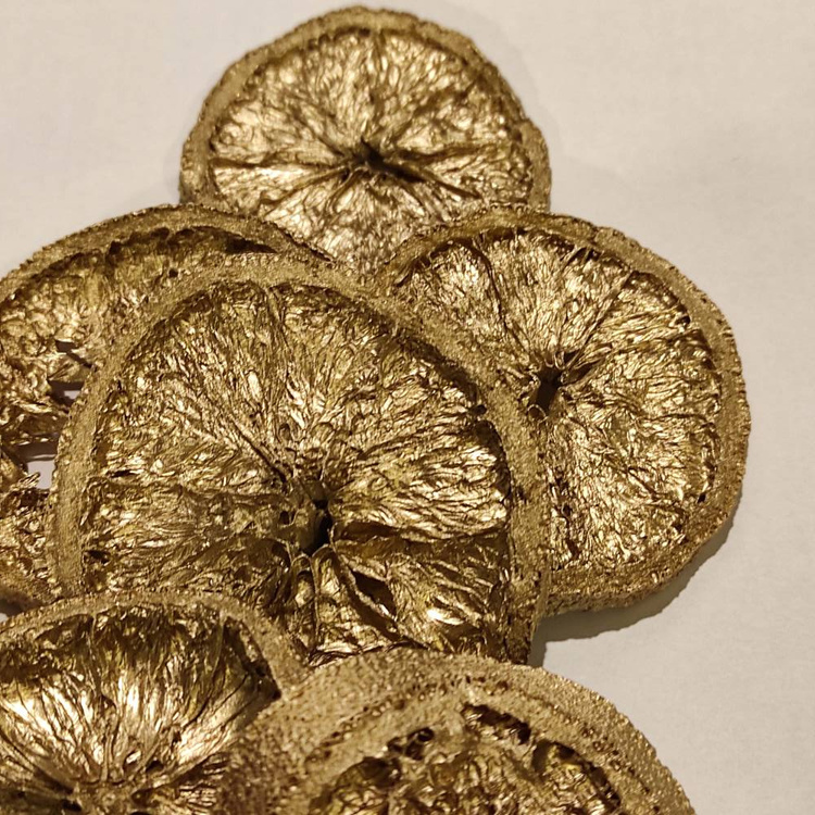 Slices of oranges, 12 pcs/pkg