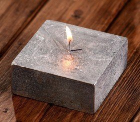 Świeca świąteczna   40 /100 /100 mm  srebrna