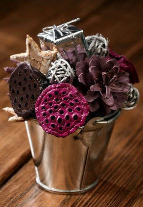 Christmas spray bucket of variety - purple