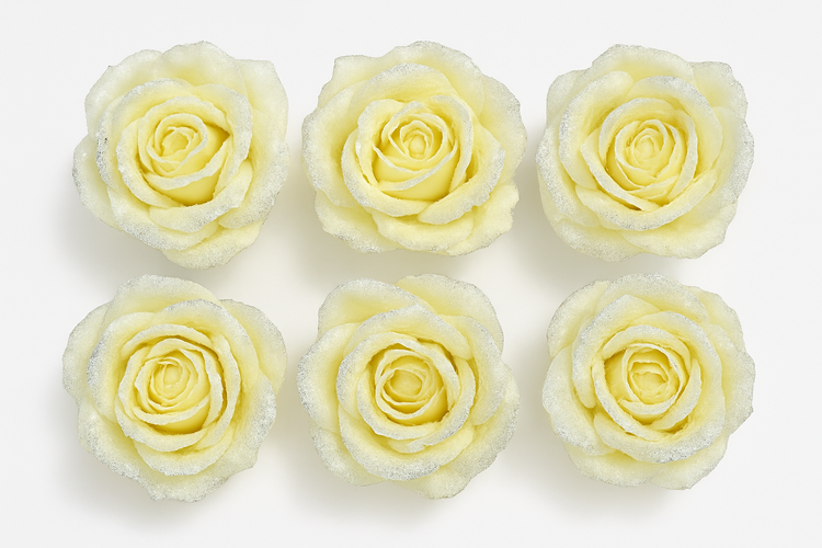 Róża dekoracyjna oszroniona 12 cm – zestaw 6 szt., pastelowy żółty – główki kwiatów do stroików, wianków, DIY