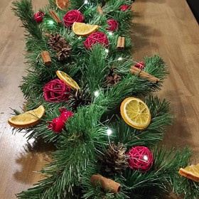 Garland of conifer needles 150cm