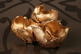 Palm Cup, golden, Durchmesser 5-8 cm, 4 Stck lackiert