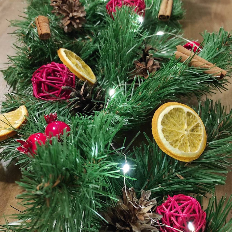Garland of conifer needles 150cm