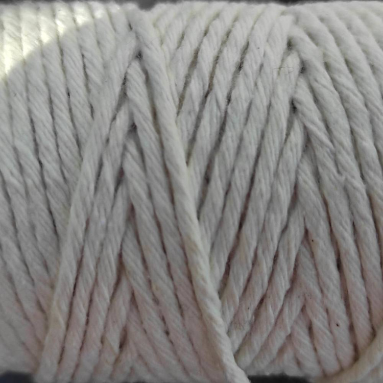 Sznurek bawełniany biały 100g ok 40m