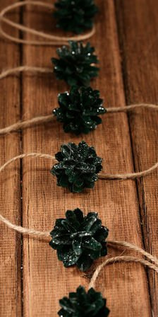 Girlande  Zapfen 200 cm green