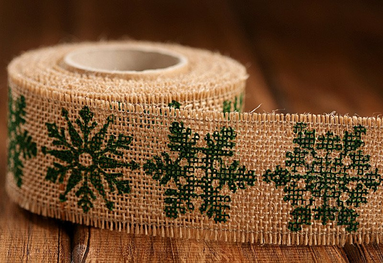 Band aus Jute 4 cm/ 3 yd grüne Schneeflöckchen