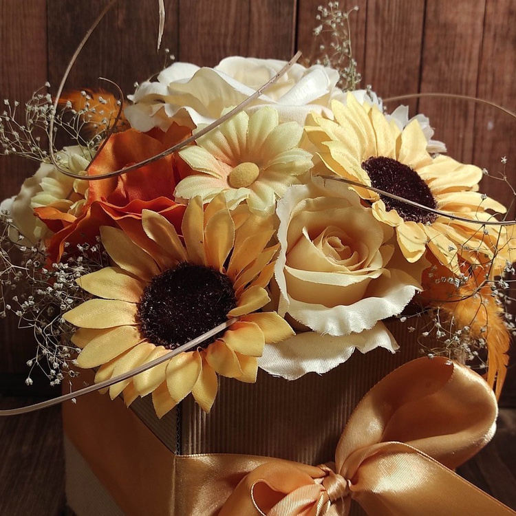 Frühlingsarrangement Sonniger Strauß ca. 30-40 cm