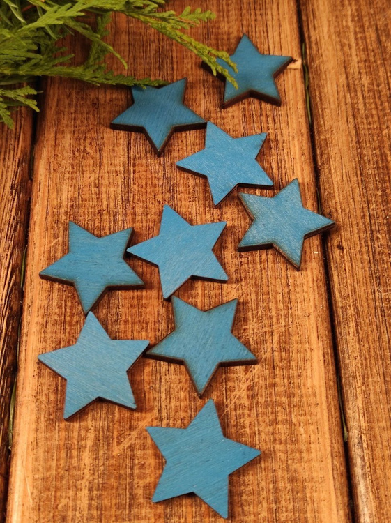 Niebieskie drewniane gwiazdki dekoracyjne GrandDeco – ozdoby świąteczne, naturalny styl