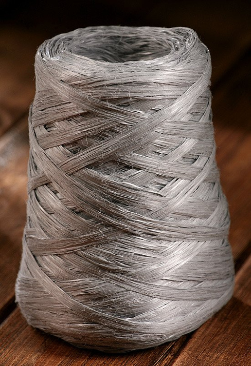 Raffia 160 m / width 1,8 cm silver