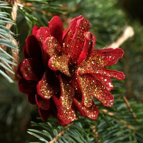 Set von 6 handgemachten Zapfen-Gehängen